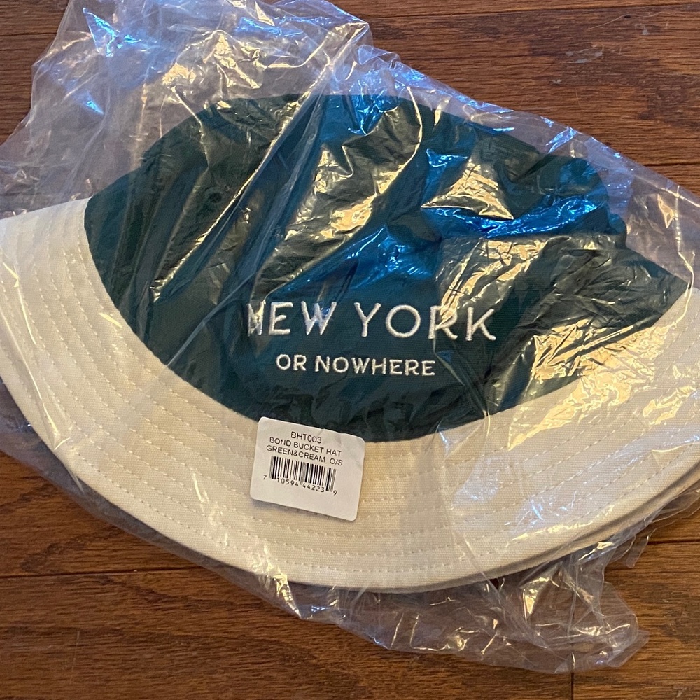 NYON Bond Bucket Hat